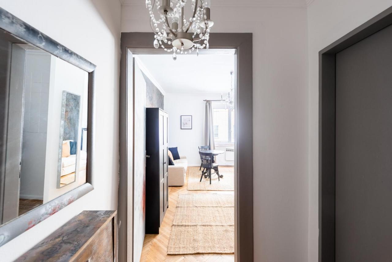 Crystal Apartment Прага Экстерьер фото